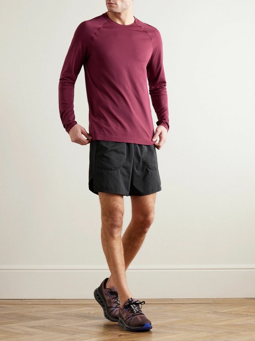 Lululemon Metal Vent Tech Long Sleeve Size Large Burgundy